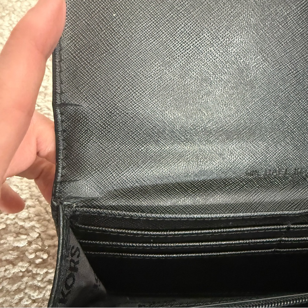 Michael Kors Fulton Long Leather Wallet - Picture 5 of 16